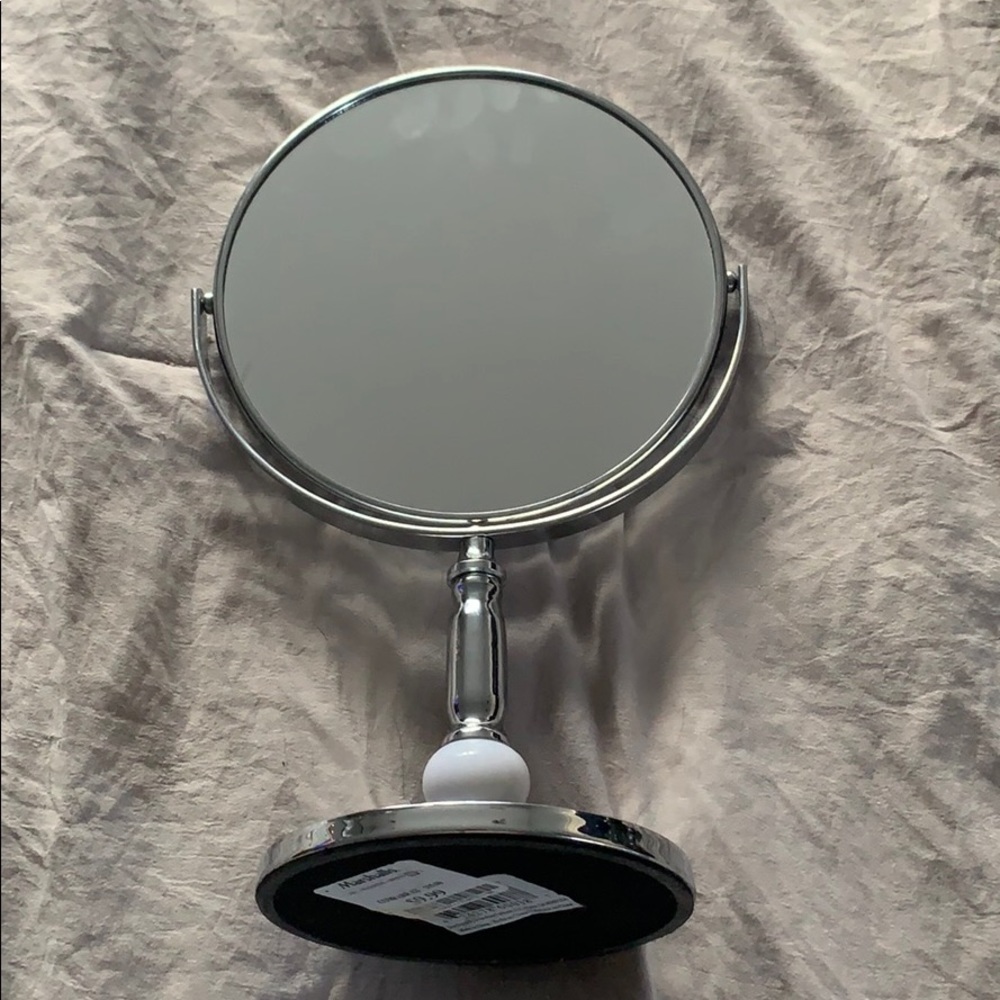 Double sided mirror
